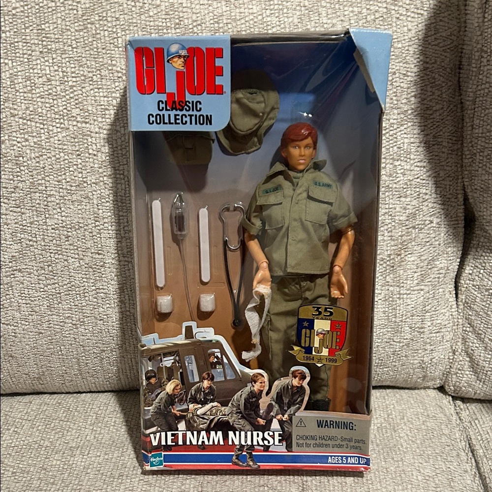 GI Joe Classic Collection Vietnam Nurse Action Figure 1994 Hasbro